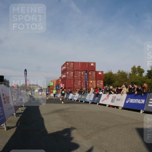 03.10.2025 - Köhlbrandbrückenlauf Matties Gatica Varas http://msf.ph/oto/9164539 03.10.2025 09:53:30 Ziel 1012, 3078, 3226, 3262, 3299, 3704 meine-sportfotos.de