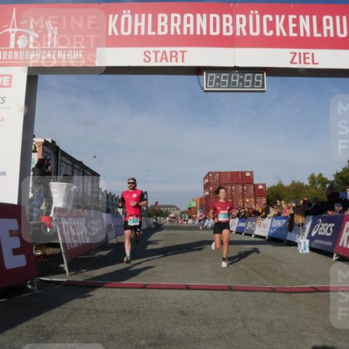 03.10.2025 - Köhlbrandbrückenlauf Matties Gatica Varas http://msf.ph/oto/9164676 03.10.2025 09:54:57 Ziel 1268, 2961, 3193, 3376, 3527 meine-sportfotos.de