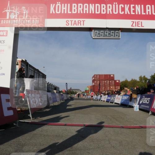 03.10.2025 - Köhlbrandbrückenlauf Matties Gatica Varas http://msf.ph/oto/9164682 03.10.2025 09:54:58 Ziel 1268, 3193, 3527 meine-sportfotos.de