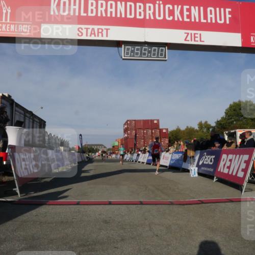 03.10.2025 - Köhlbrandbrückenlauf Matties Gatica Varas http://msf.ph/oto/9164687 03.10.2025 09:55:01 Ziel 1268, 3083, 3193, 3288, 3490, 3527 meine-sportfotos.de