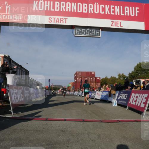 03.10.2025 - Köhlbrandbrückenlauf Matties Gatica Varas http://msf.ph/oto/9164697 03.10.2025 09:55:04 Ziel 1268, 2879, 3083, 3152, 3193, 3288, 3490, 3628 meine-sportfotos.de