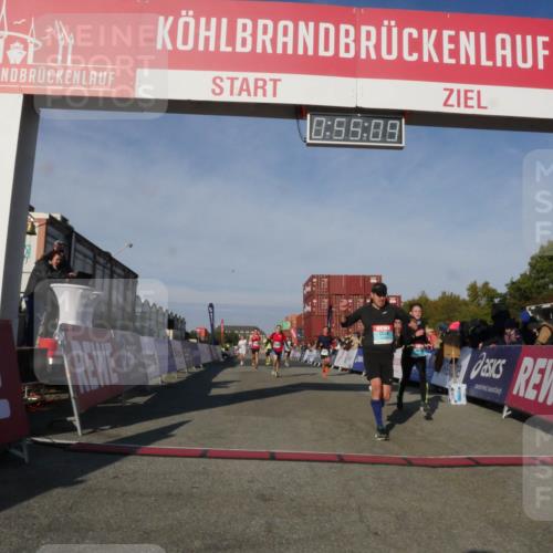 03.10.2025 - Köhlbrandbrückenlauf Matties Gatica Varas http://msf.ph/oto/9164721 03.10.2025 09:55:11 Ziel 2879, 3083, 3152, 3288, 3490, 3628, 3702, 3715, 3720 meine-sportfotos.de