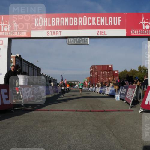 03.10.2025 - Köhlbrandbrückenlauf Matties Gatica Varas http://msf.ph/oto/9164757 03.10.2025 09:55:28 Ziel 1016, 1030, 1184, 2704, 3185, 3266 meine-sportfotos.de