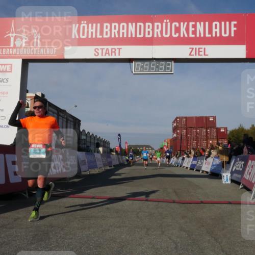 03.10.2025 - Köhlbrandbrückenlauf Matties Gatica Varas http://msf.ph/oto/9164777 03.10.2025 09:55:35 Ziel 1016, 1030, 1040, 2703, 2704, 2934 meine-sportfotos.de