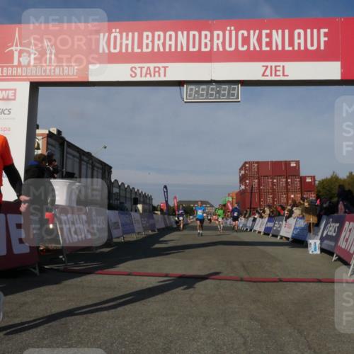 03.10.2025 - Köhlbrandbrückenlauf Matties Gatica Varas http://msf.ph/oto/9164778 03.10.2025 09:55:35 Ziel 1016, 1030, 1040, 2703, 2704, 2934 meine-sportfotos.de
