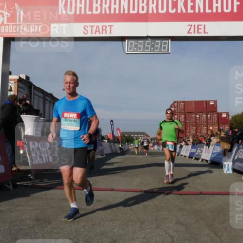 03.10.2025 - Köhlbrandbrückenlauf Matties Gatica Varas http://msf.ph/oto/9164796 03.10.2025 09:55:40 Ziel 1040, 1048, 1490, 2703, 2704, 2934, 3789 meine-sportfotos.de