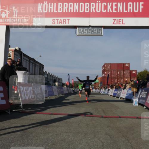 03.10.2025 - Köhlbrandbrückenlauf Matties Gatica Varas http://msf.ph/oto/9164802 03.10.2025 09:55:43 Ziel 1048, 1490, 2703, 2934, 3789 meine-sportfotos.de