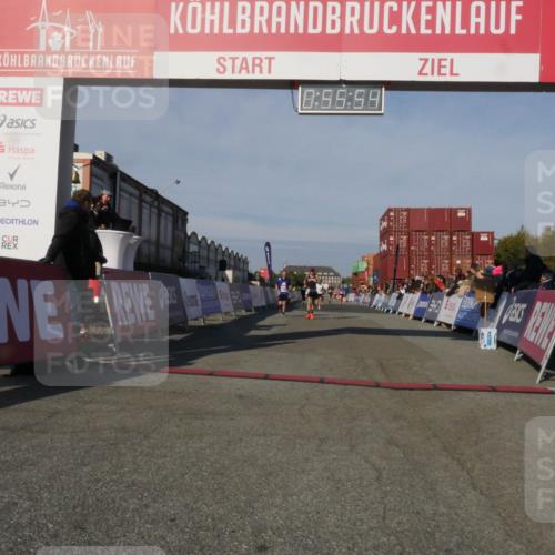 03.10.2025 - Köhlbrandbrückenlauf Matties Gatica Varas http://msf.ph/oto/9164851 03.10.2025 09:55:55 Ziel 1028, 1036, 1224, 3007, 3143, 3181, 3494 meine-sportfotos.de