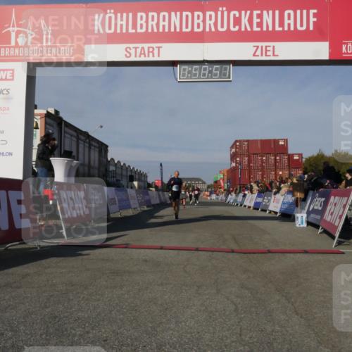 03.10.2025 - Köhlbrandbrückenlauf Matties Gatica Varas http://msf.ph/oto/9165498 03.10.2025 09:58:53 Ziel 1054, 1102, 1142, 1215, 2302, 3174 meine-sportfotos.de