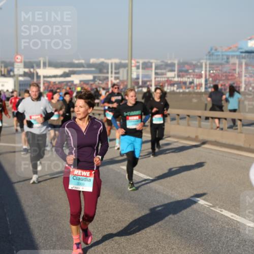 03.10.2025 - Köhlbrandbrückenlauf Yannick Fuchs http://msf.ph/oto/9174511 03.10.2025 08:43:02 Position 2 3309 meine-sportfotos.de