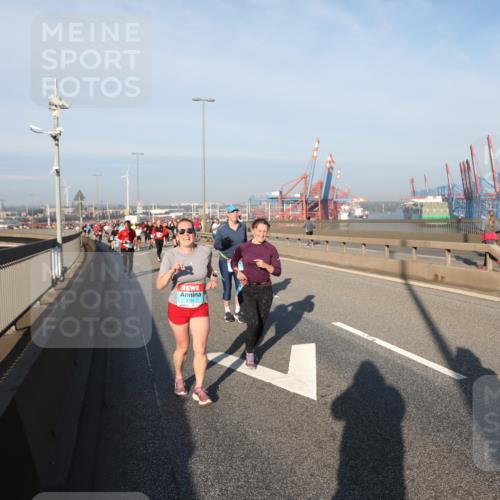 03.10.2025 - Köhlbrandbrückenlauf Yannick Fuchs http://msf.ph/oto/9174563 03.10.2025 08:43:19 Position 2 2731 meine-sportfotos.de