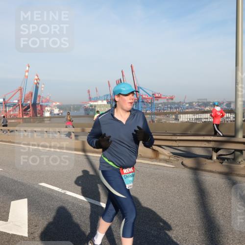 03.10.2025 - Köhlbrandbrückenlauf Yannick Fuchs http://msf.ph/oto/9174573 03.10.2025 08:43:21 Position 2 136, 250, 18 meine-sportfotos.de