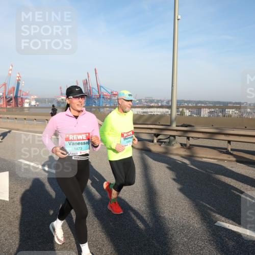 03.10.2025 - Köhlbrandbrückenlauf Yannick Fuchs http://msf.ph/oto/9174631 03.10.2025 08:43:33 Position 2 1473, 1409 meine-sportfotos.de