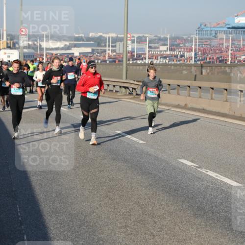 03.10.2025 - Köhlbrandbrückenlauf Yannick Fuchs http://msf.ph/oto/9174716 03.10.2025 08:43:45 Position 2  meine-sportfotos.de