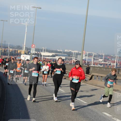 03.10.2025 - Köhlbrandbrückenlauf Yannick Fuchs http://msf.ph/oto/9174725 03.10.2025 08:43:46 Position 2 3189 meine-sportfotos.de