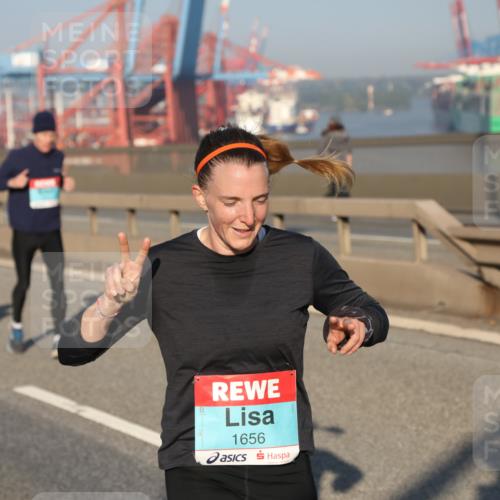 03.10.2025 - Köhlbrandbrückenlauf Yannick Fuchs http://msf.ph/oto/9174744 03.10.2025 08:43:53 Position 2 1656 meine-sportfotos.de