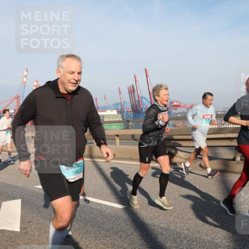 03.10.2025 - Köhlbrandbrückenlauf Yannick Fuchs http://msf.ph/oto/9174906 03.10.2025 08:44:29 Position 2 1450, 670 meine-sportfotos.de