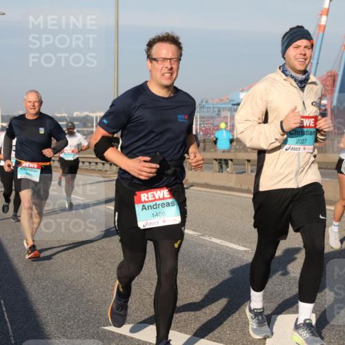 03.10.2025 - Köhlbrandbrückenlauf Yannick Fuchs http://msf.ph/oto/9174996 03.10.2025 08:44:36 Position 2 1408, 2027 meine-sportfotos.de