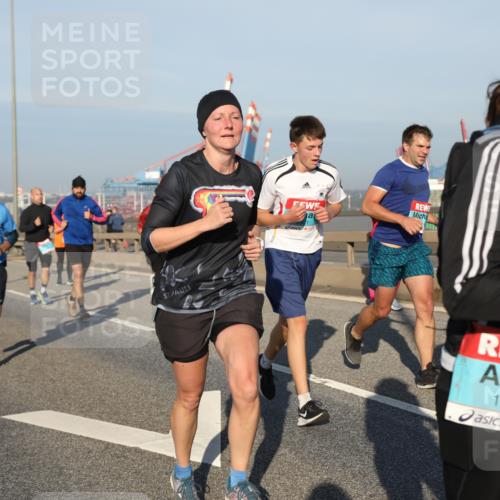 03.10.2025 - Köhlbrandbrückenlauf Yannick Fuchs http://msf.ph/oto/9175191 03.10.2025 08:44:50 Position 2 1679 meine-sportfotos.de
