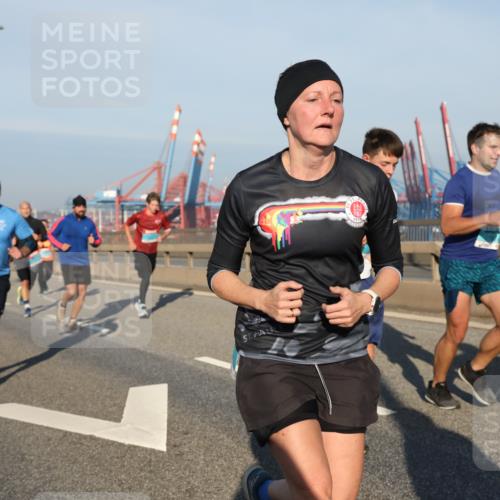 03.10.2025 - Köhlbrandbrückenlauf Yannick Fuchs http://msf.ph/oto/9175199 03.10.2025 08:44:51 Position 2  meine-sportfotos.de