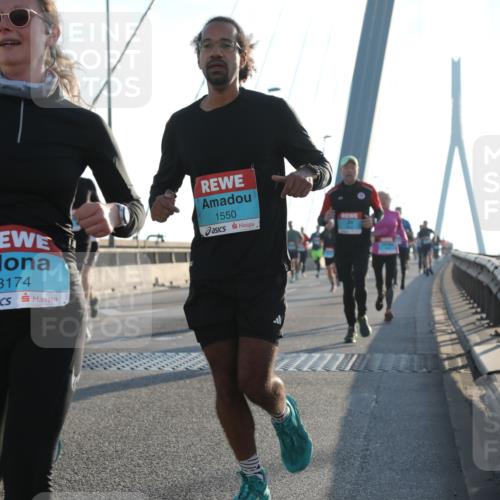 03.10.2025 - Köhlbrandbrückenlauf Yannick Fuchs http://msf.ph/oto/9175240 03.10.2025 08:24:03 Position 1 3174, 1550 meine-sportfotos.de