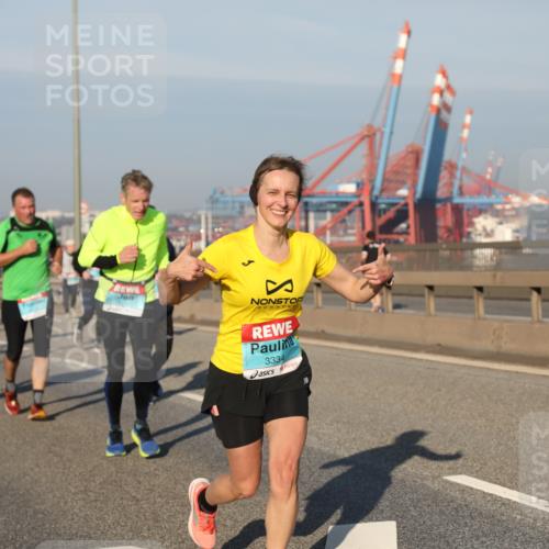 03.10.2025 - Köhlbrandbrückenlauf Yannick Fuchs http://msf.ph/oto/9175256 03.10.2025 08:44:55 Position 2 1347, 3334 meine-sportfotos.de