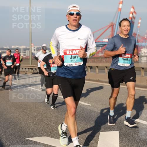 03.10.2025 - Köhlbrandbrückenlauf Yannick Fuchs http://msf.ph/oto/9175396 03.10.2025 08:45:08 Position 2 3167, 2026 meine-sportfotos.de