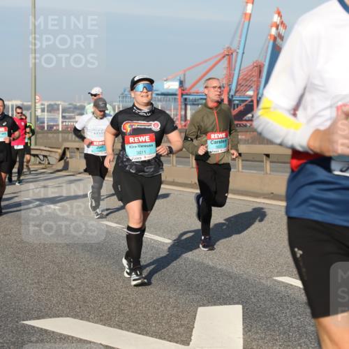 03.10.2025 - Köhlbrandbrückenlauf Yannick Fuchs http://msf.ph/oto/9175399 03.10.2025 08:45:09 Position 2 1191, 3011, 1631, 167 meine-sportfotos.de