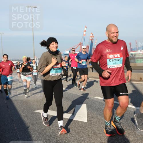 03.10.2025 - Köhlbrandbrückenlauf Yannick Fuchs http://msf.ph/oto/9175476 03.10.2025 08:45:14 Position 2 1227, 1191 meine-sportfotos.de