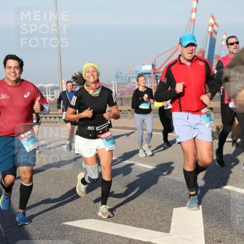 03.10.2025 - Köhlbrandbrückenlauf Yannick Fuchs http://msf.ph/oto/9175489 03.10.2025 08:45:15 Position 2 2964, 109 meine-sportfotos.de