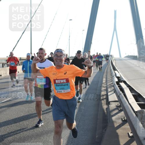 03.10.2025 - Köhlbrandbrückenlauf Yannick Fuchs http://msf.ph/oto/9175519 03.10.2025 08:24:35 Position 1 1248, 3495 meine-sportfotos.de