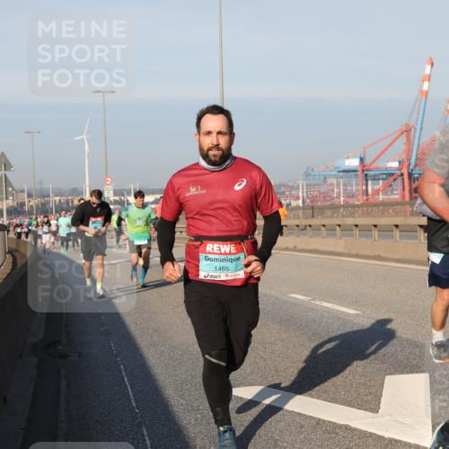 03.10.2025 - Köhlbrandbrückenlauf Yannick Fuchs http://msf.ph/oto/9175996 03.10.2025 08:46:00 Position 2 1465, 1015 meine-sportfotos.de