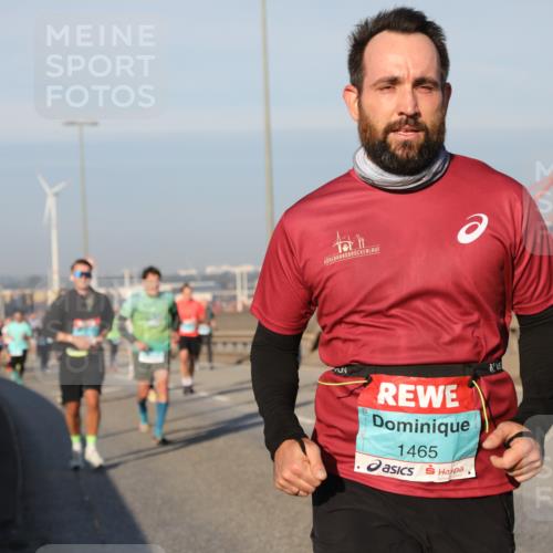 03.10.2025 - Köhlbrandbrückenlauf Yannick Fuchs http://msf.ph/oto/9176003 03.10.2025 08:46:01 Position 2 1465 meine-sportfotos.de