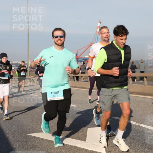 03.10.2025 - Köhlbrandbrückenlauf Yannick Fuchs http://msf.ph/oto/9176106 03.10.2025 08:46:13 Position 2 2077, 1802 meine-sportfotos.de