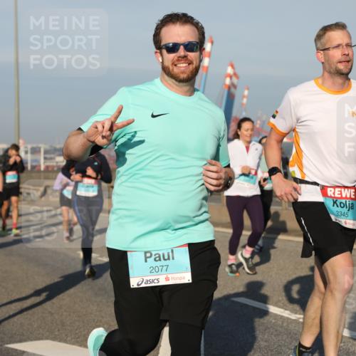 03.10.2025 - Köhlbrandbrückenlauf Yannick Fuchs http://msf.ph/oto/9176110 03.10.2025 08:46:14 Position 2 2077, 3345 meine-sportfotos.de