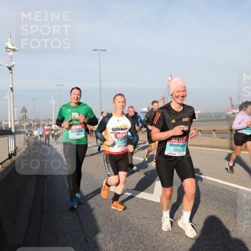 03.10.2025 - Köhlbrandbrückenlauf Yannick Fuchs http://msf.ph/oto/9176145 03.10.2025 08:46:18 Position 2 1314, 1272 meine-sportfotos.de