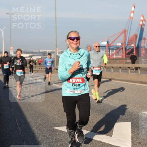 03.10.2025 - Köhlbrandbrückenlauf Yannick Fuchs http://msf.ph/oto/9176279 03.10.2025 08:46:34 Position 2 1514 meine-sportfotos.de