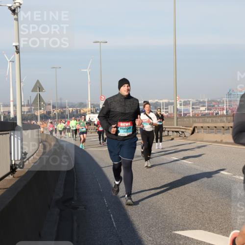 03.10.2025 - Köhlbrandbrückenlauf Yannick Fuchs http://msf.ph/oto/9176318 03.10.2025 08:46:38 Position 2 1771 meine-sportfotos.de