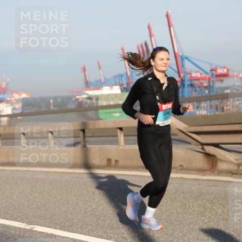 03.10.2025 - Köhlbrandbrückenlauf Yannick Fuchs http://msf.ph/oto/9176407 03.10.2025 08:46:45 Position 2  meine-sportfotos.de