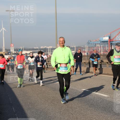 03.10.2025 - Köhlbrandbrückenlauf Yannick Fuchs http://msf.ph/oto/9176485 03.10.2025 08:46:51 Position 2 1843, 1674 meine-sportfotos.de