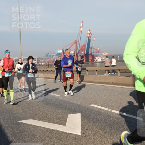 03.10.2025 - Köhlbrandbrückenlauf Yannick Fuchs http://msf.ph/oto/9176511 03.10.2025 08:46:54 Position 2 1843 meine-sportfotos.de