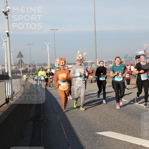 03.10.2025 - Köhlbrandbrückenlauf Yannick Fuchs http://msf.ph/oto/9176603 03.10.2025 08:47:01 Position 2  meine-sportfotos.de