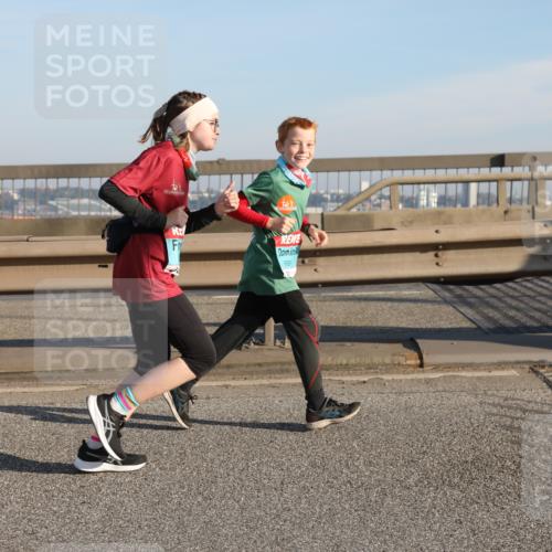 03.10.2025 - Köhlbrandbrückenlauf Yannick Fuchs http://msf.ph/oto/9176711 03.10.2025 08:47:09 Position 2 199 meine-sportfotos.de