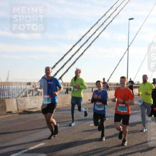 03.10.2025 - Köhlbrandbrückenlauf Yannick Fuchs http://msf.ph/oto/9176736 03.10.2025 08:26:18 Position 1  meine-sportfotos.de