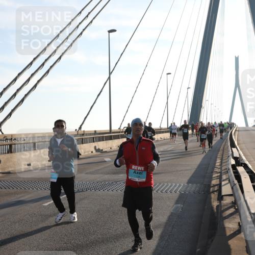 03.10.2025 - Köhlbrandbrückenlauf Yannick Fuchs http://msf.ph/oto/9176777 03.10.2025 08:26:20 Position 1 1134, 18, 26, 19 meine-sportfotos.de