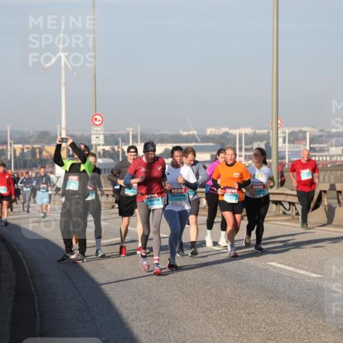 03.10.2025 - Köhlbrandbrückenlauf Yannick Fuchs http://msf.ph/oto/9176858 03.10.2025 08:47:26 Position 2  meine-sportfotos.de
