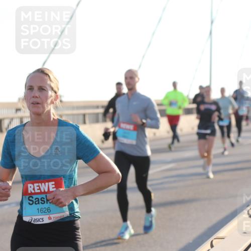 03.10.2025 - Köhlbrandbrückenlauf Yannick Fuchs http://msf.ph/oto/9176884 03.10.2025 08:26:40 Position 1 1626 meine-sportfotos.de