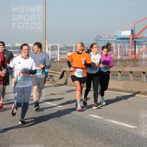 03.10.2025 - Köhlbrandbrückenlauf Yannick Fuchs http://msf.ph/oto/9176888 03.10.2025 08:47:28 Position 2 1633, 2749, 2147, 3339 meine-sportfotos.de