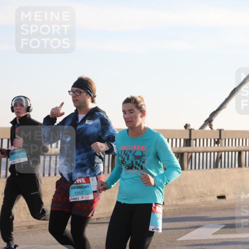 03.10.2025 - Köhlbrandbrückenlauf Yannick Fuchs http://msf.ph/oto/9176912 03.10.2025 08:26:47 Position 1 1559, 1352 meine-sportfotos.de