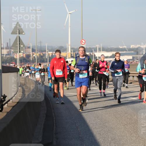 03.10.2025 - Köhlbrandbrückenlauf Yannick Fuchs http://msf.ph/oto/9176967 03.10.2025 08:47:40 Position 2 3796 meine-sportfotos.de